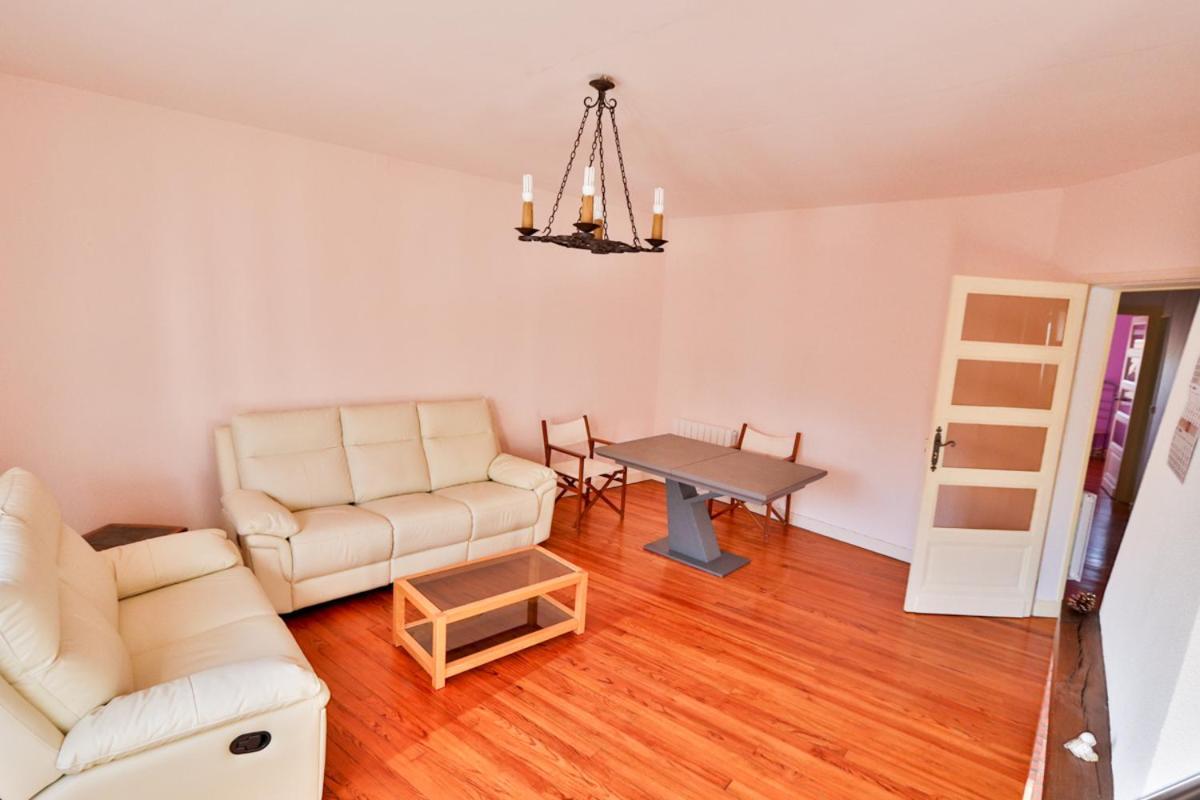 Appartement 1 A 9 Personnes Hagetmau Coeur De Ville Exterior foto